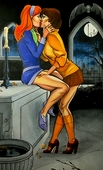 Daphne_Blake Scooby_Doo_(Series) Velma_Dinkley // 676x1116 // 475.9KB // jpg