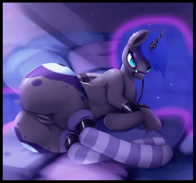 Animated My_Little_Pony_Friendship_Is_Magic Princess_Luna // 780x726 // 258.3KB // webm